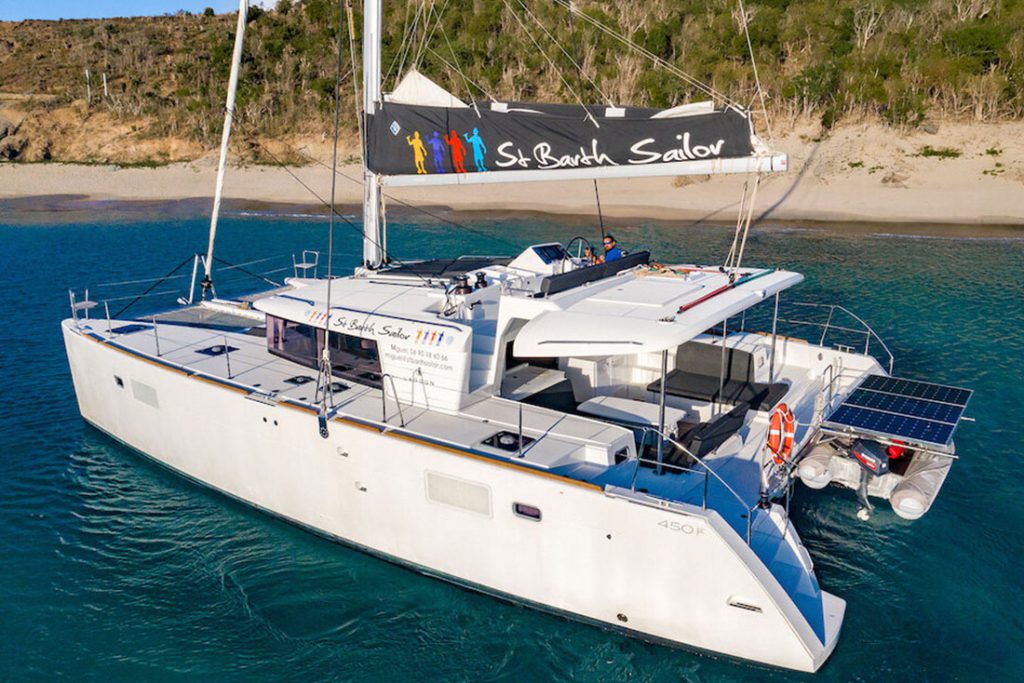 Lagoon 450 Catamaran 8 Passenger Motor Boat for Rent in Saint Barts